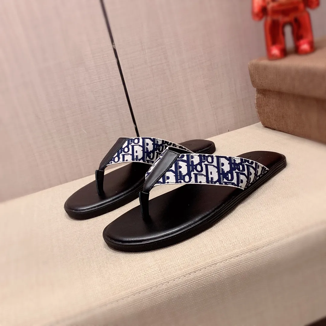 Slippers: New model factory price 220: 🎩🎩🔥🔥《Dior* 》【High·Version】Series of slippers, top purchasing agent🔍🔍Men's 2020 counters are on sale at the same time, imported from Italy, original selected cowhide, exquisite workmanship,), sole: (super comfortable) original factory special supply Original sole, ⚠️Exclusive double-layer movable molded sole, super comfortable⚠️, real shot 🎬The real thing is more beautiful🔍🔍original quality, you can go in and out of the counter at will, 266 positive code 38-44, long-term availability